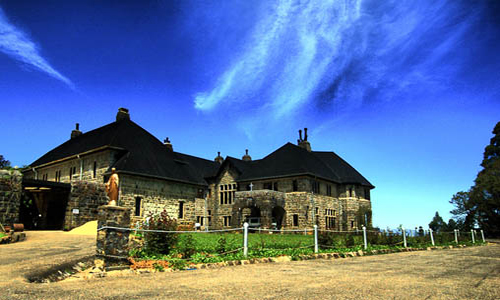 Adisham-Bungalow-nuwara-eliya